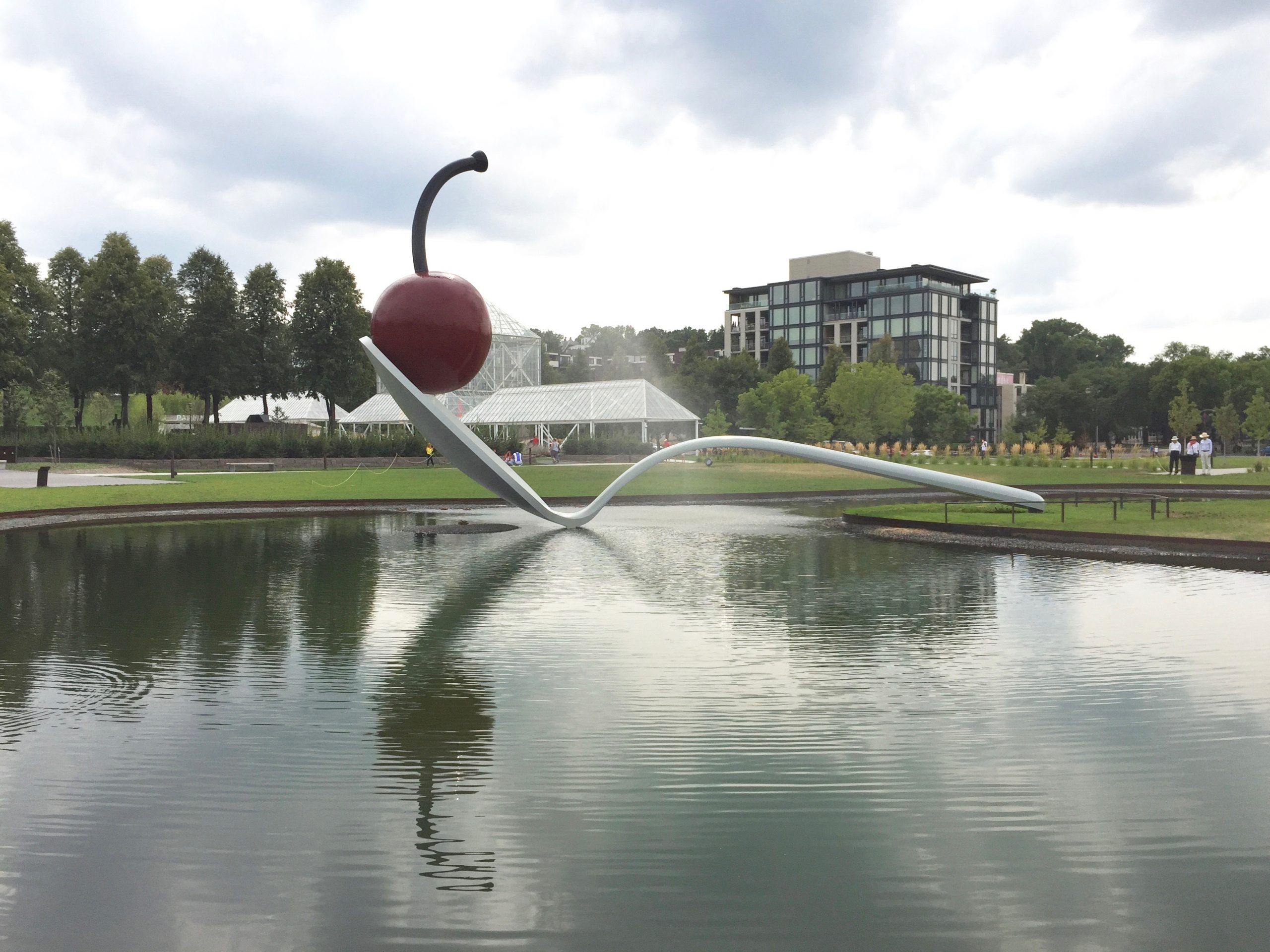 Spoonbridge and Cherry